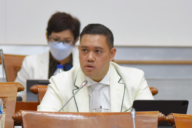Komisi I DPR Minta Sikap Tegas atas Dugaan Pelecehan Bendera RI oleh Bonnie Blue