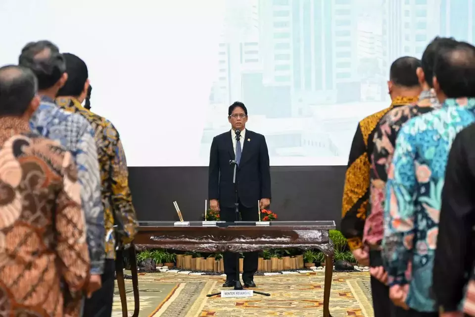 Purbaya Tegaskan Bea Cukai Tak Boleh Main-Main: Kerja Serius atau Negara Bisa Sulit Bayar Gaji Pegawai